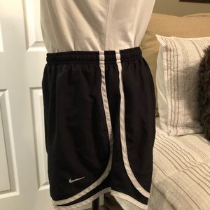 Black and white Nike gym shorts